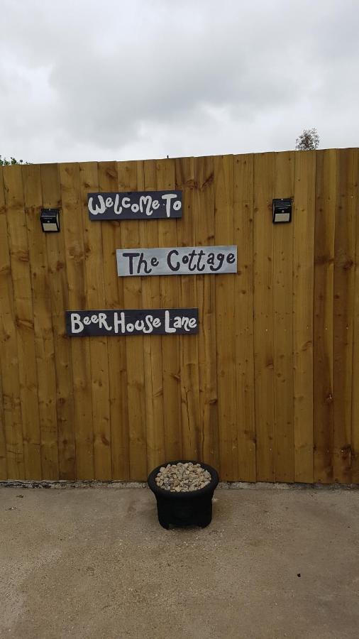Pet Friendly Beautiful Detached Cottage Close To Spurn Point, Easington And Withersea Kingston upon Hull Exterior photo